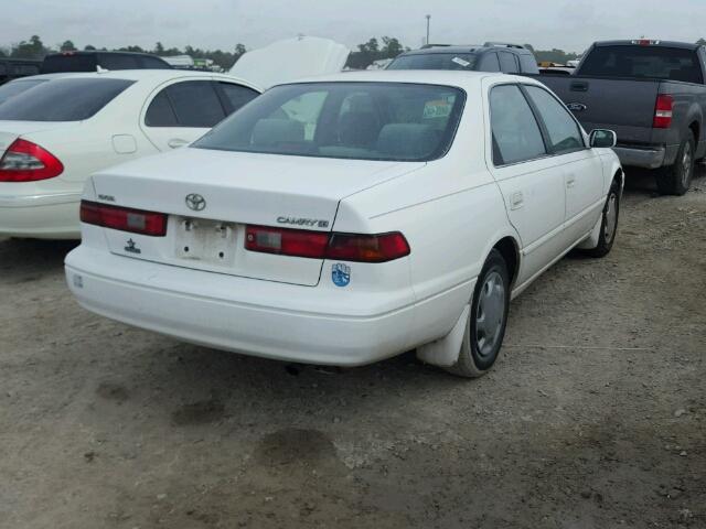 4T1BG22K8XU510447 - 1999 TOYOTA CAMRY CE WHITE photo 4