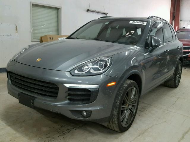 WP1AA2A2XGKA36725 - 2016 PORSCHE CAYENNE CHARCOAL photo 2