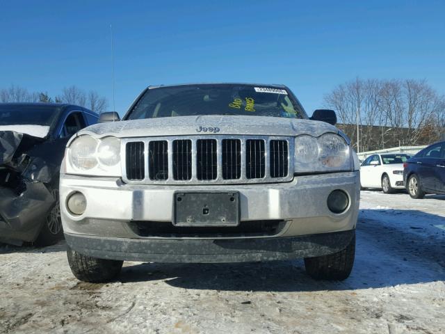 1J8HR58N75C729925 - 2005 JEEP GRAND CHER SILVER photo 9