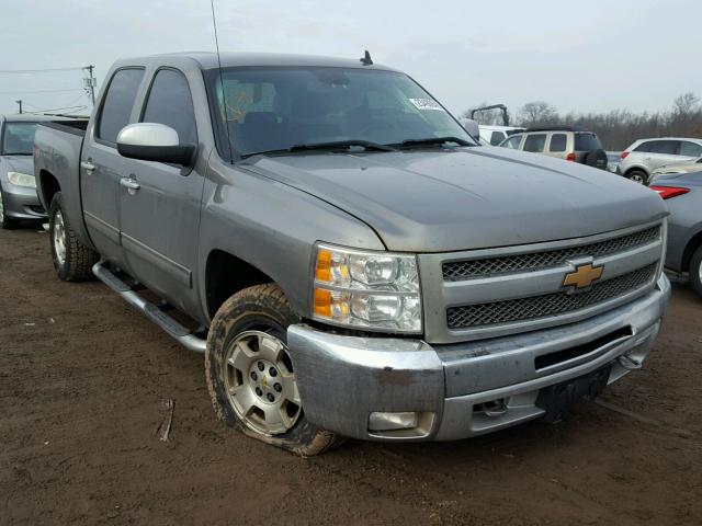 1GCPKSE78CF186589 - 2012 CHEVROLET SILVERADO SILVER photo 1