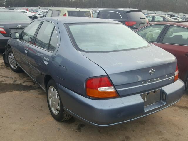 1N4DL01D8XC261322 - 1999 NISSAN ALTIMA XE BLUE photo 3