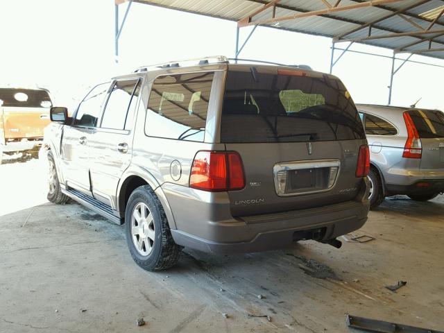 5LMFU27R14LJ24936 - 2004 LINCOLN NAVIGATOR GRAY photo 3