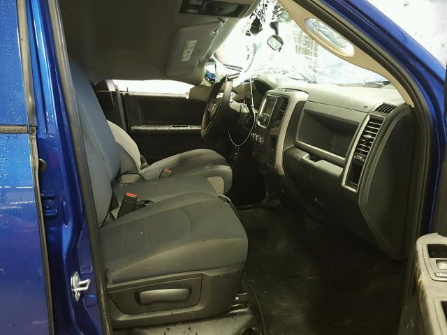 3C6UR5CL0JG148339 - 2018 RAM 2500 ST BLUE photo 5