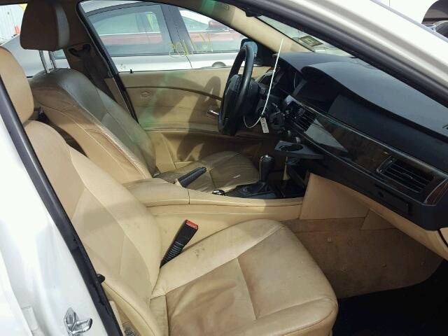 WBANA53555B857124 - 2005 BMW 525 I WHITE photo 5