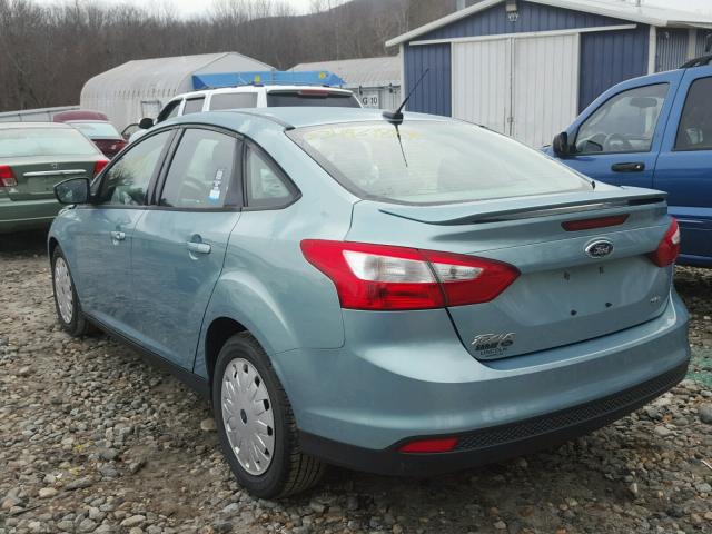 1FAHP3F22CL286693 - 2012 FORD FOCUS SE BLUE photo 3