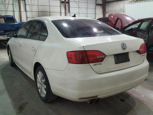 3VWDX7AJ6BM322636 - 2011 VOLKSWAGEN JETTA SE WHITE photo 3