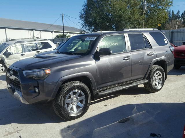 JTEBU5JR0G5281149 - 2016 TOYOTA 4RUNNER SR GRAY photo 9