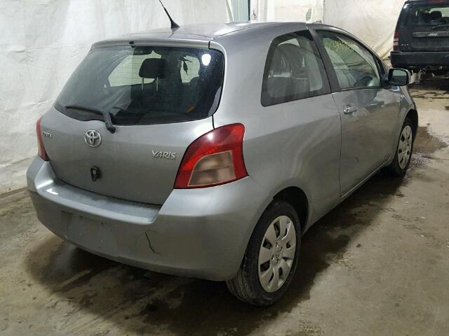 JTDJT923275103408 - 2007 TOYOTA YARIS GRAY photo 4