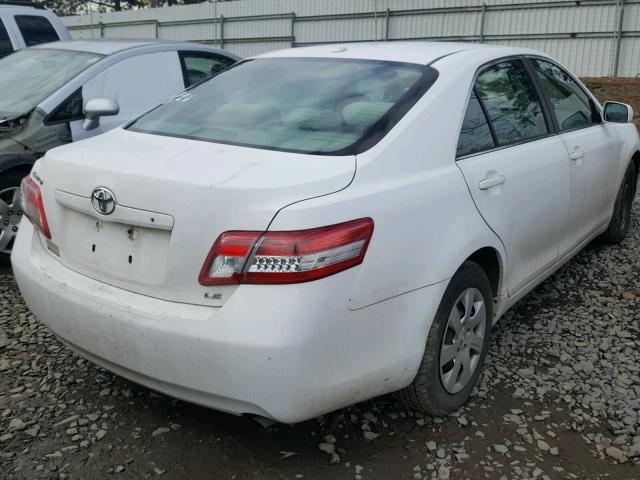 4T1BF3EK1BU623993 - 2011 TOYOTA CAMRY BASE WHITE photo 4