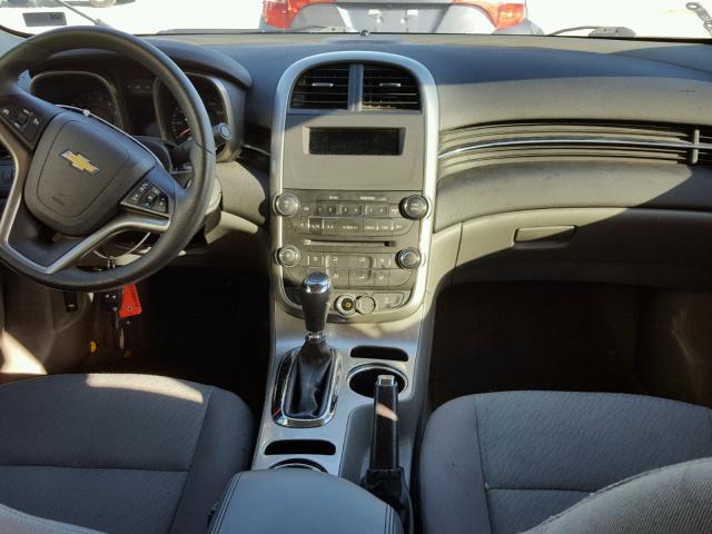 1G11B5SL0FF186656 - 2015 CHEVROLET MALIBU LS GOLD photo 9