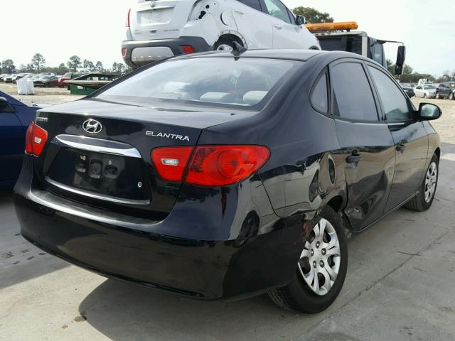 KMHDU4AD2AU868411 - 2010 HYUNDAI ELANTRA BL BLACK photo 4