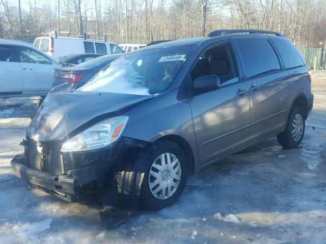 5TDZA23C34S177490 - 2004 TOYOTA SIENNA CE GRAY photo 2