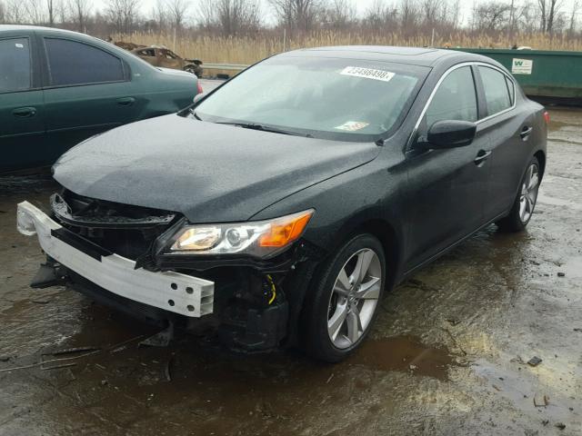 19VDE1F77DE004162 - 2013 ACURA ILX 20 TEC BLACK photo 2