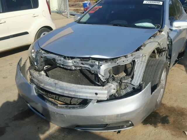 19UUA8F59CA013264 - 2012 ACURA TL SILVER photo 9