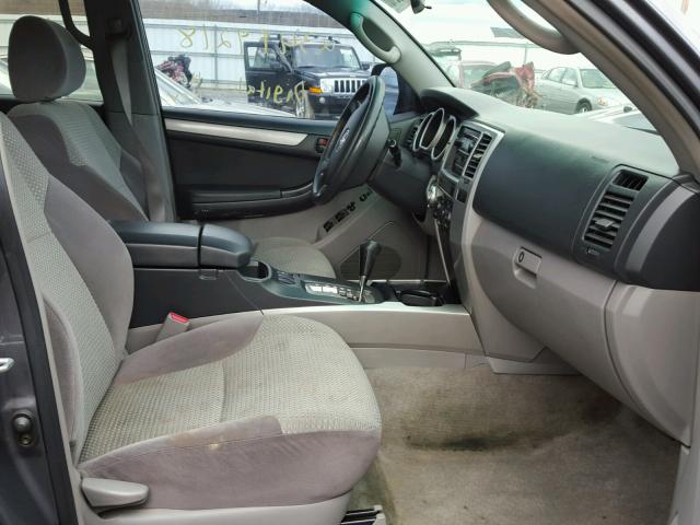 JTEBU14R630014481 - 2003 TOYOTA 4RUNNER SR GRAY photo 5