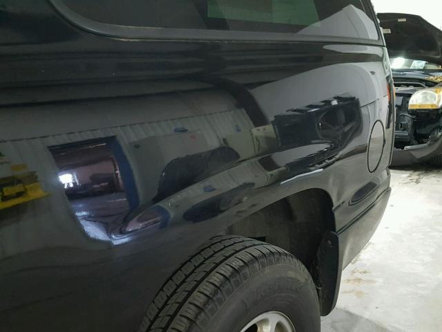 1GKFK66U15J216768 - 2005 GMC YUKON XL D BLACK photo 9