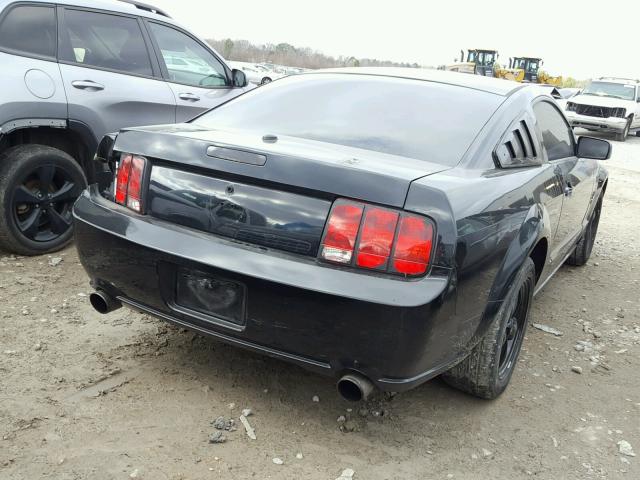 1ZVHT82H175217207 - 2007 FORD MUSTANG GT BLACK photo 4