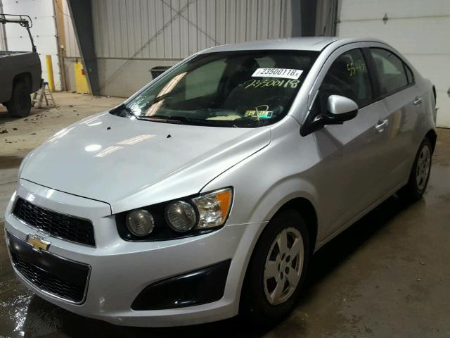 1G1JA5SG7D4109782 - 2013 CHEVROLET SONIC LS SILVER photo 2