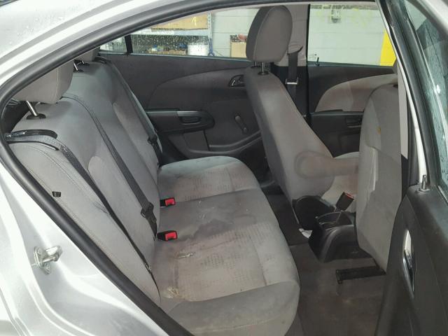 1G1JA5SG7D4109782 - 2013 CHEVROLET SONIC LS 银色 照片 6