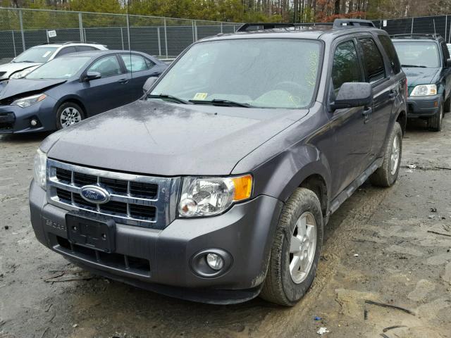 1FMCU9DG7AKA15416 - 2010 FORD ESCAPE XLT GRAY photo 2