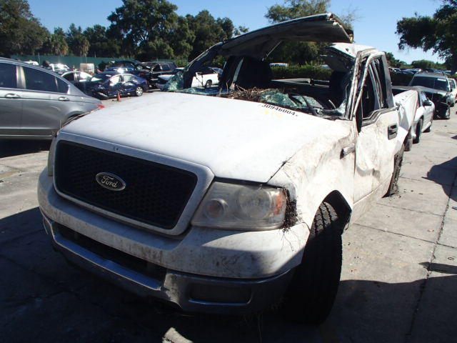 1FTRF14W74NB38556 - 2004 FORD F150 WHITE photo 2