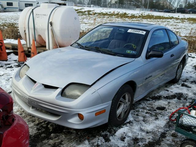 1G2JB1242Y7110558 - 2000 PONTIAC SUNFIRE SE SILVER photo 2