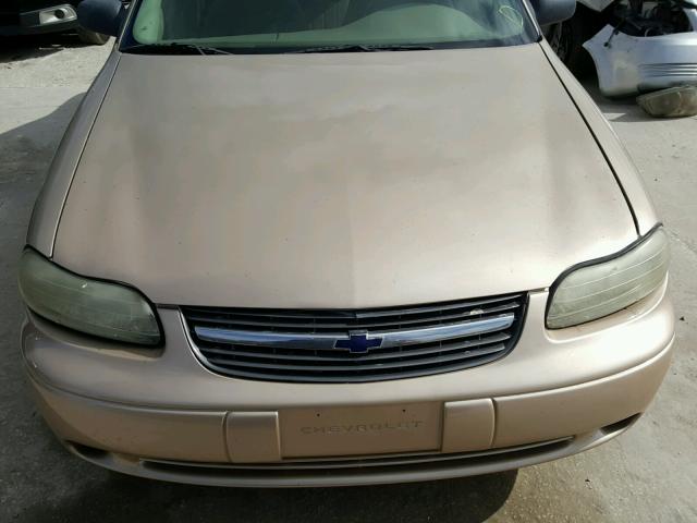 1G1ND52J32M555610 - 2002 CHEVROLET MALIBU GOLD photo 9