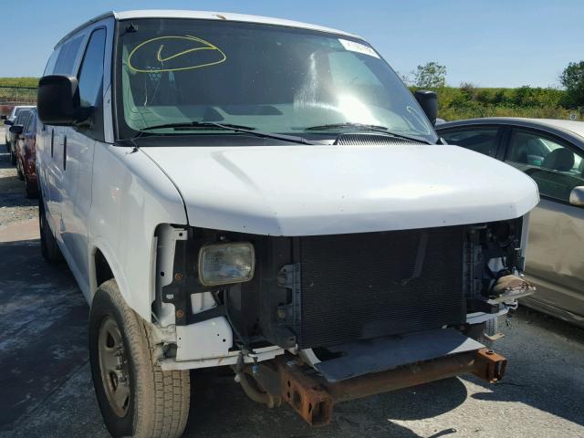 1GTGG25V641229700 - 2004 GMC SAVANA G25 WHITE photo 1