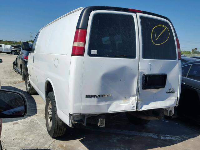 1GTGG25V641229700 - 2004 GMC SAVANA G25 WHITE photo 3