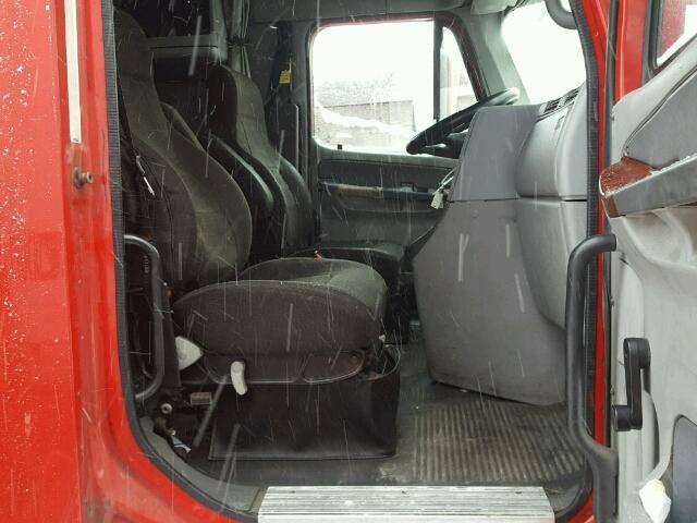1FUJBBCKX6LU58510 - 2006 FREIGHTLINER CONVENTION RED photo 5
