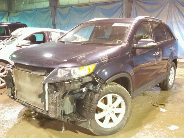 5XYKT4A65DG351156 - 2013 KIA SORENTO LX BLUE photo 2