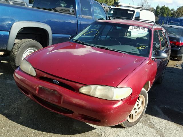 3FAFP15P3WR156646 - 1998 FORD ESCORT SE RED photo 2