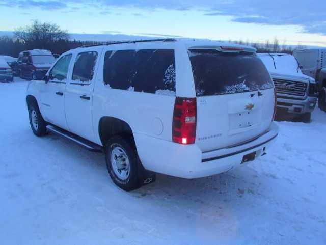 3GNGK26K17G131786 - 2007 CHEVROLET SUBURBAN K WHITE photo 3