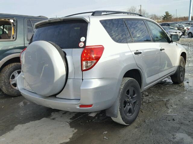 JTMZD33VX85094326 - 2008 TOYOTA RAV4 SILVER photo 4