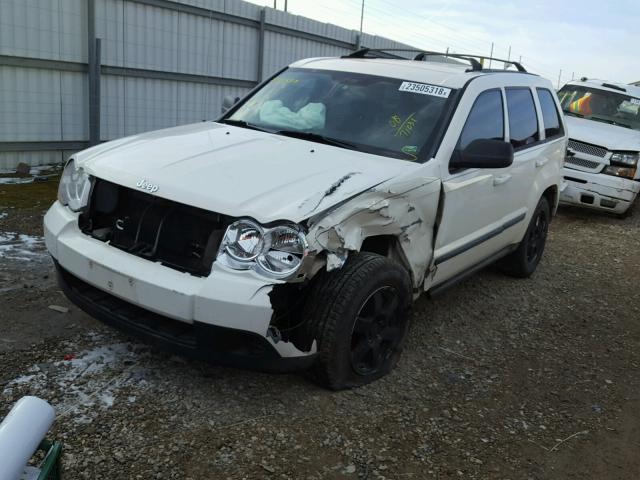 1J8GR48K58C131378 - 2008 JEEP GRAND CHER WHITE photo 2