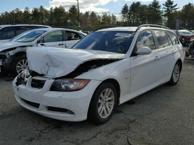 WBAVT73577FZ36974 - 2007 BMW 328 XIT WHITE photo 2