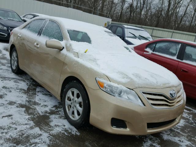 4T1BF3EKXBU225374 - 2011 TOYOTA CAMRY BASE GOLD photo 1