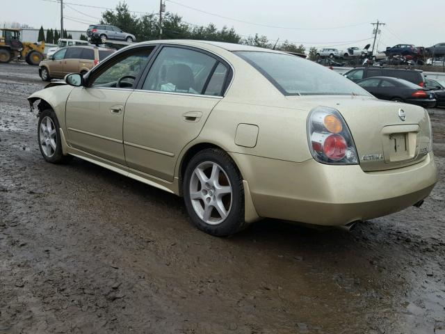 1N4BL11D22C708085 - 2002 NISSAN ALTIMA SE GOLD photo 3