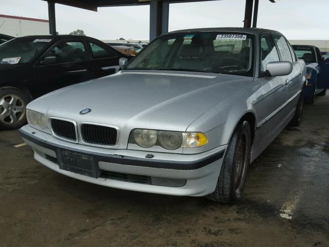 WBAGH83411DP23836 - 2001 BMW 740 IL SILVER photo 2