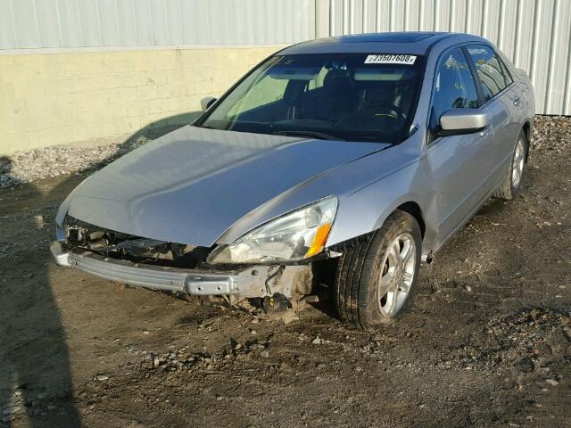 1HGCM56857A093633 - 2007 HONDA ACCORD EX SILVER photo 2