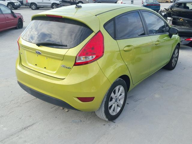 3FADP4EJ2BM159470 - 2011 FORD FIESTA SE GREEN photo 4