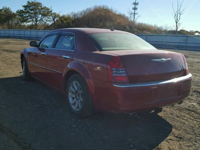 2C3KA63H67H753150 - 2007 CHRYSLER 300C RED photo 3