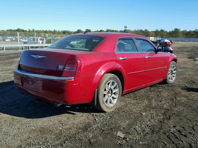 2C3KA63H67H753150 - 2007 CHRYSLER 300C RED photo 4