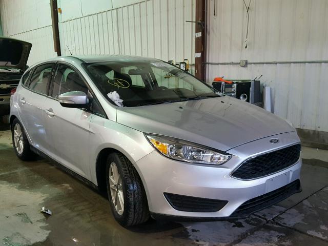 1FADP3K25GL347755 - 2016 FORD FOCUS SE SILVER photo 1