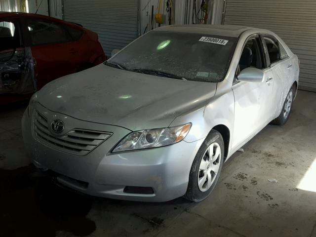 4T1BE46K67U098461 - 2007 TOYOTA CAMRY NEW SILVER photo 2