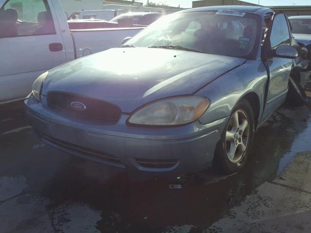 1FAFP53U56A133735 - 2006 FORD TAURUS SE BLUE photo 2