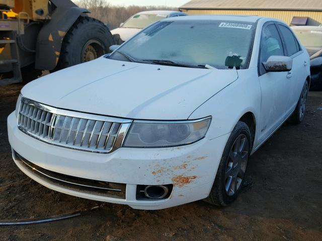 3LNHM28T47R634452 - 2007 LINCOLN MKZ WHITE photo 2