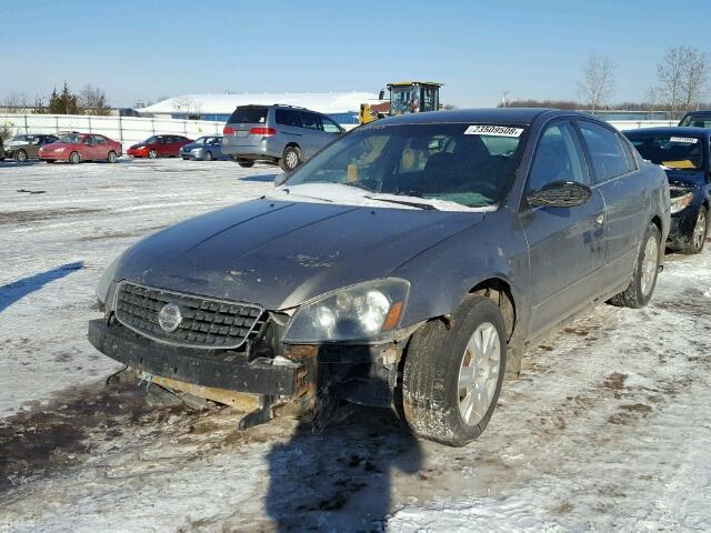 1N4AL11EX5C288343 - 2005 NISSAN ALTIMA S GRAY photo 2