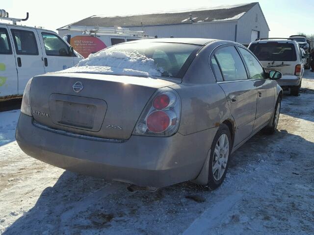 1N4AL11EX5C288343 - 2005 NISSAN ALTIMA S GRAY photo 4