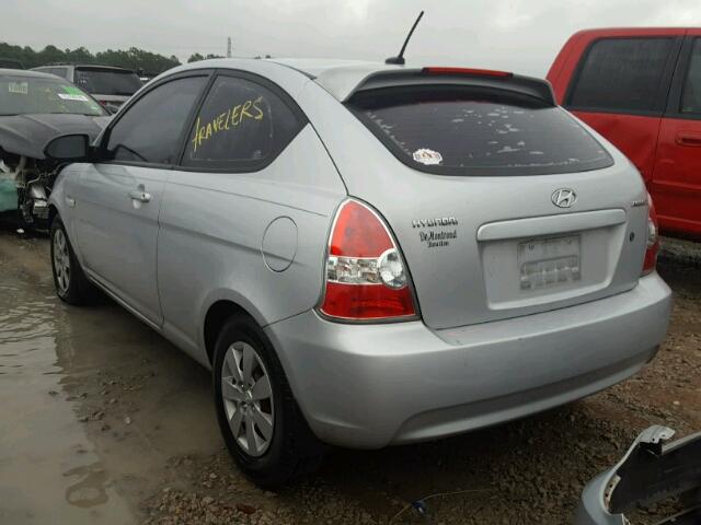 KMHCM36C29U136569 - 2009 HYUNDAI ACCENT GS SILVER photo 3